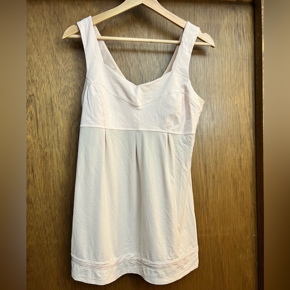 Lululemon activewear light pink tank top